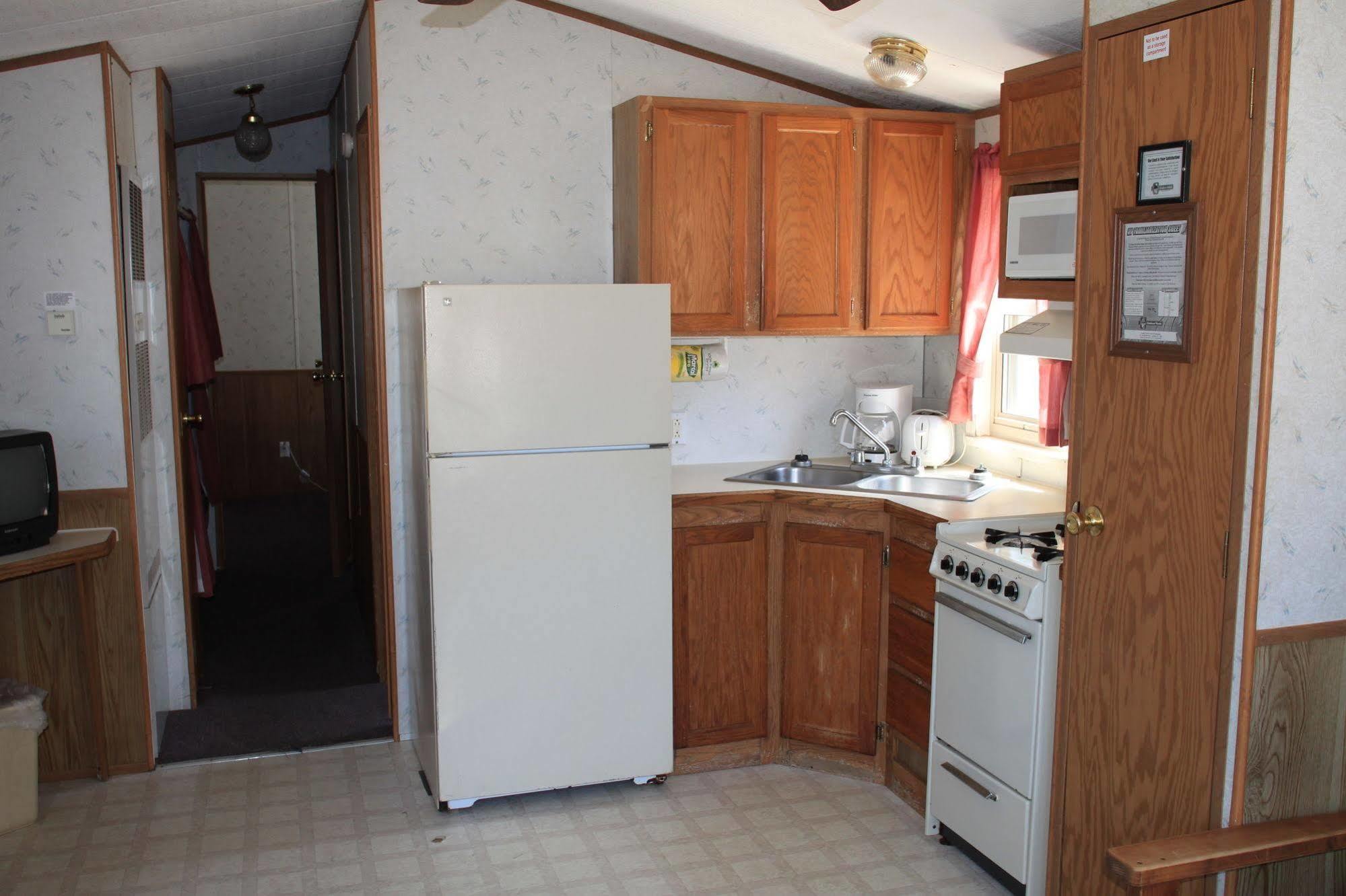 Circle M Rv & Camping Resort - Caravan Park Millersville Buitenkant foto