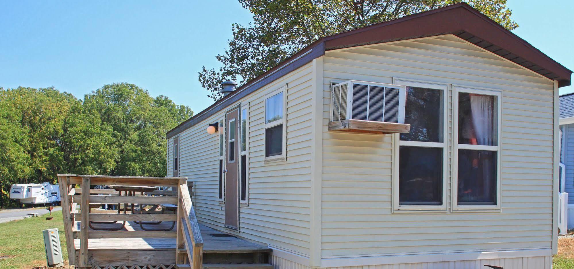 Circle M Rv & Camping Resort - Caravan Park Millersville Buitenkant foto